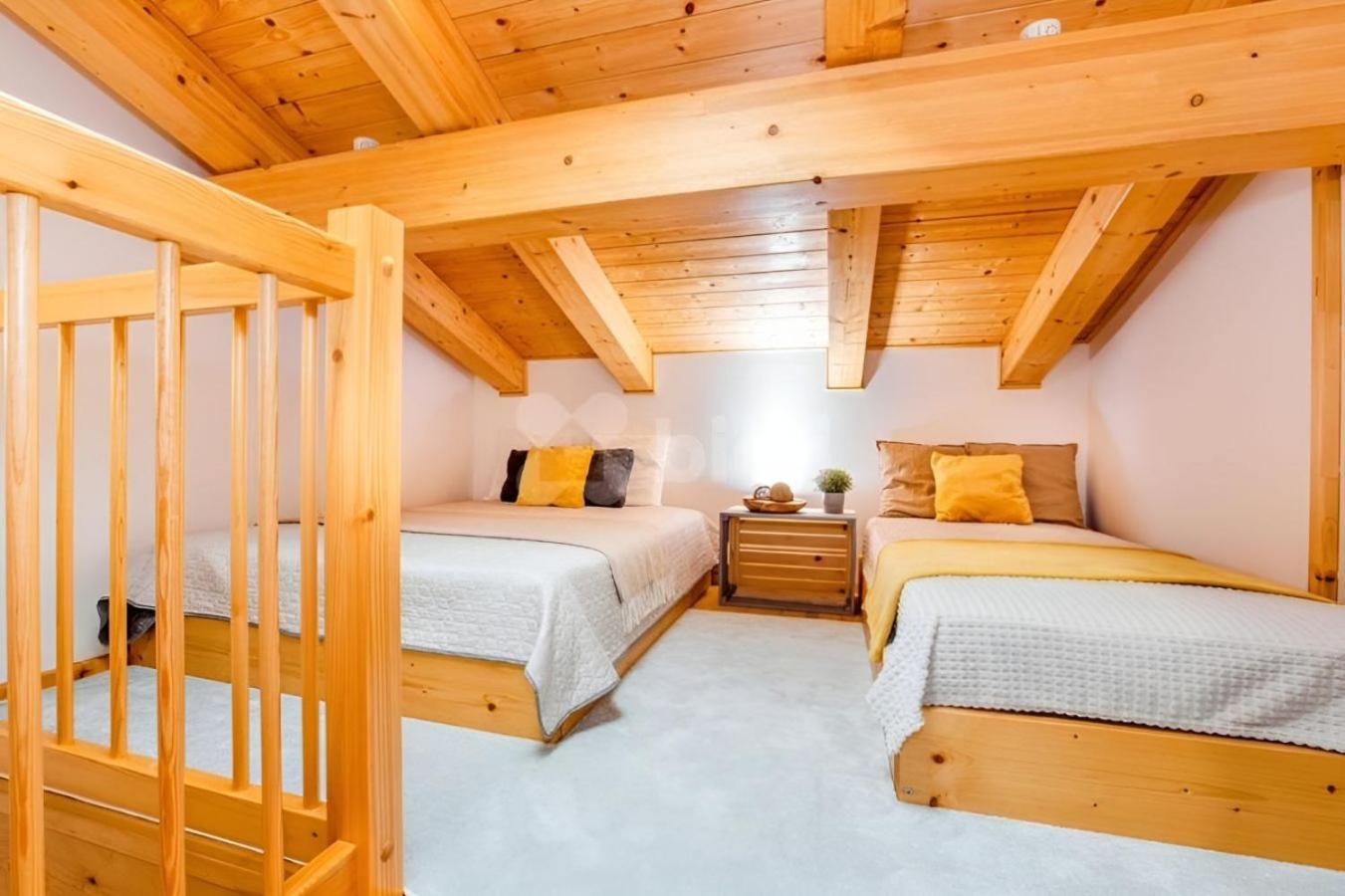 Ferienwohnung Mezonet Lipno Nad Vltavou Exterior foto